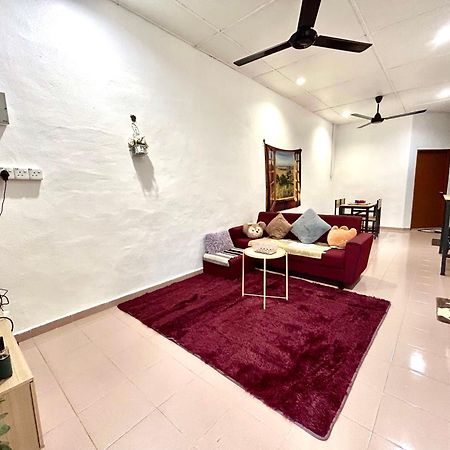 Cozy 255 Entire 3 Bedroom House At Alma Bukit Mertajam Luaran gambar